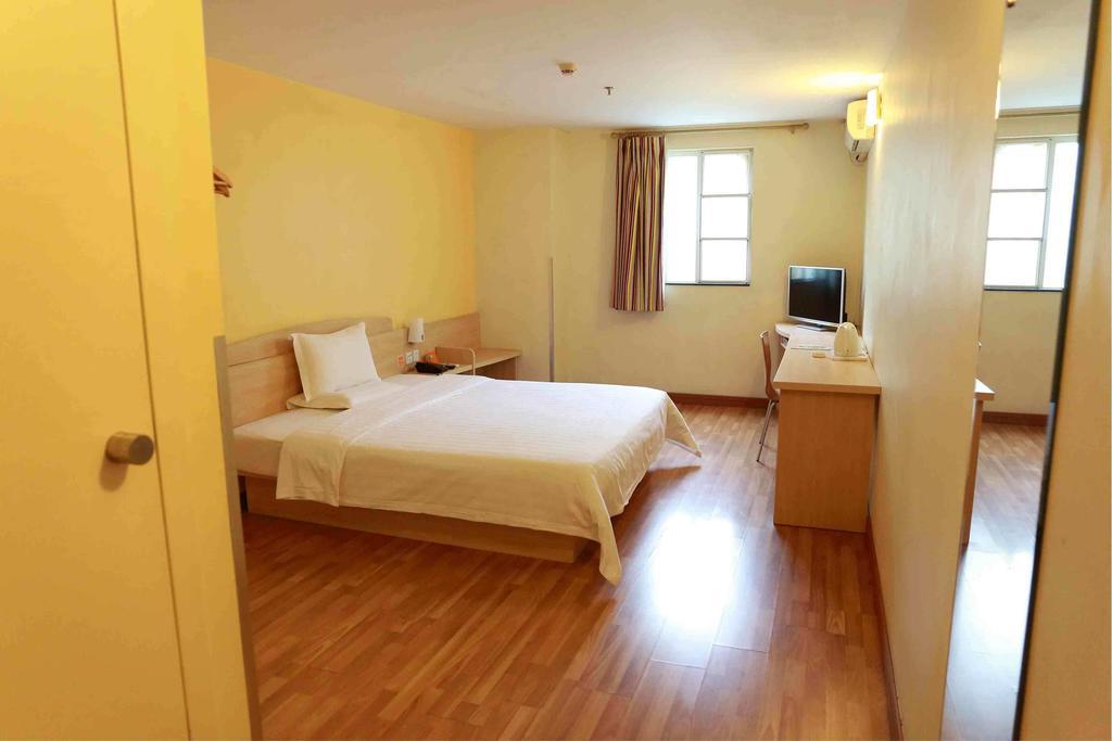 7Days Inn Huaian Chengde North Road Darunfa Huai'an  Rum bild