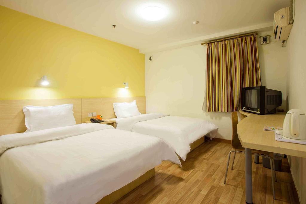7Days Inn Huaian Chengde North Road Darunfa Huai'an  Rum bild